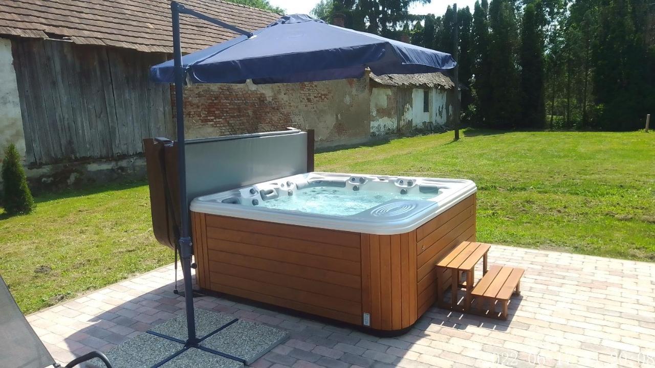 Almafas Vendeghaz Orseg Villa Kerkakutas Екстериор снимка