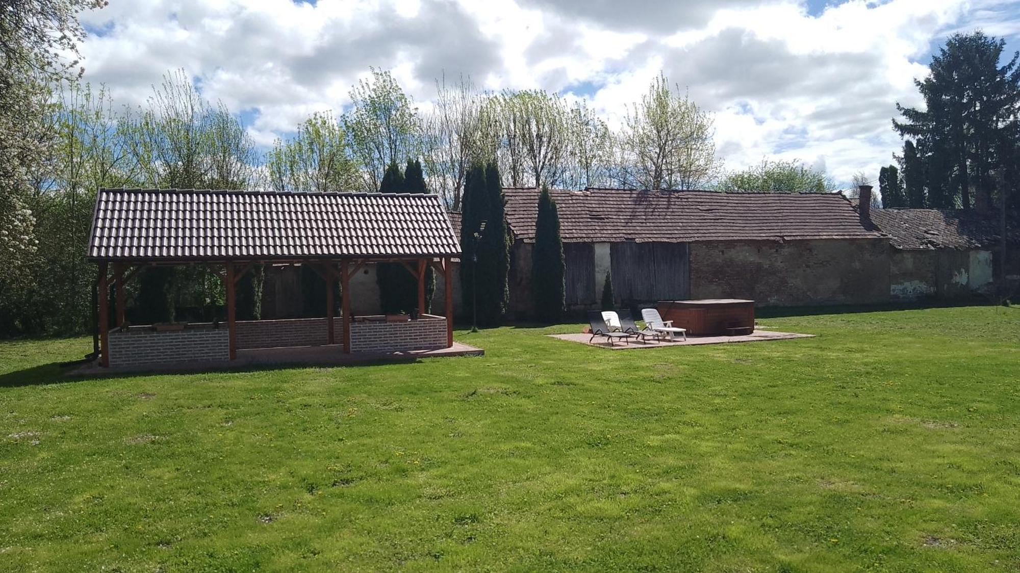 Almafas Vendeghaz Orseg Villa Kerkakutas Екстериор снимка